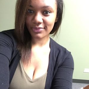 Meet your Posher, Jasmine